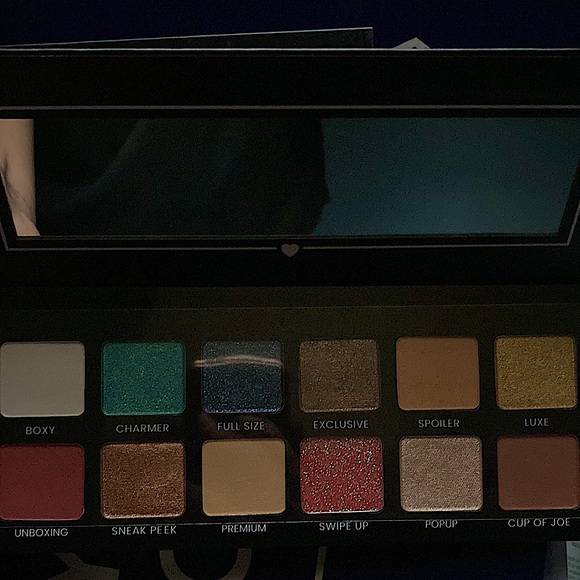 BoxyCharm Eye Shadow palette - Picture 3 of 3